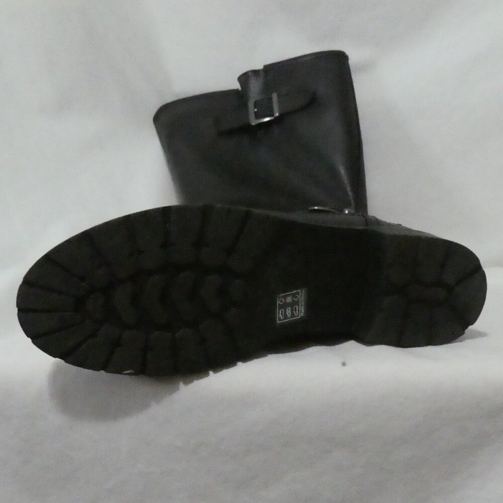 TAXI | size 10 | Classic Black Knee-High Boots | Zipper and Buckle | Lined - Picture 12 of 12